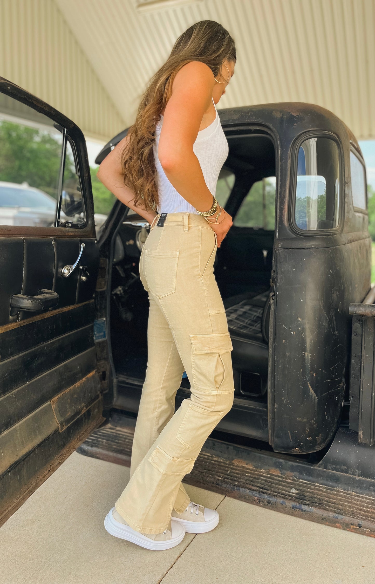 Hoyt Split hem Flare Cargo Pants