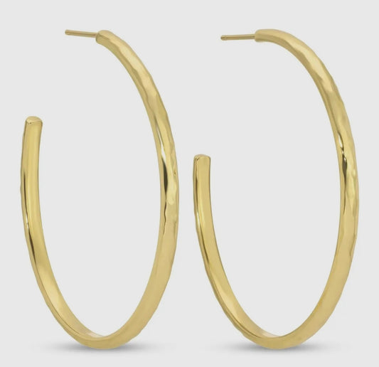 Lightly textured Hoops
